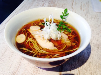 BumBun BLau Cafe with BeeHive