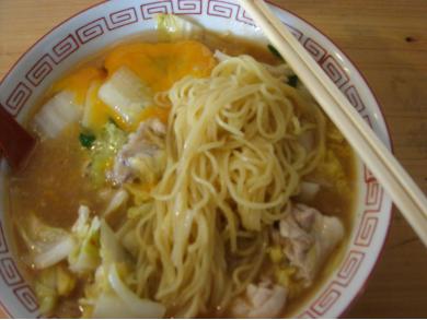 ラーメン　ナムチャイ