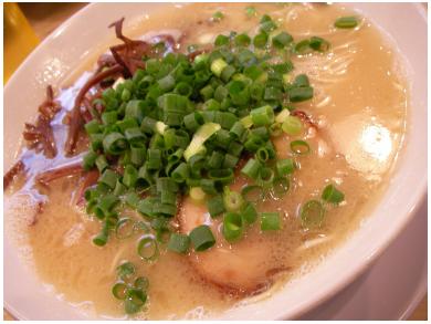 博多長浜らーめん　ぼたん　笹塚店