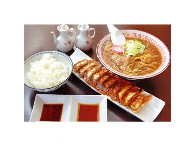 旭川横町 餃子のぽん