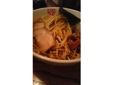 らーめん　ぎょうざ　なないろ