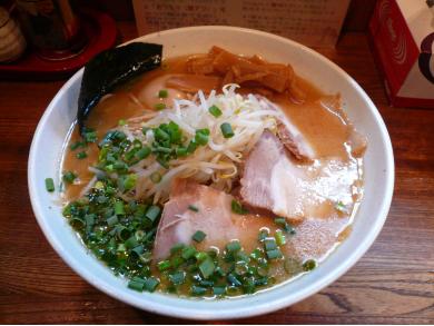 宮崎とんこつラーメン　神楽
