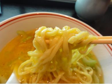 たけちゃんにぼしらーめん　府中店