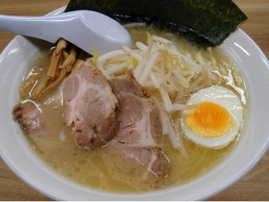 厚木とんこつらーめん　まるまさ