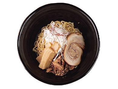 魚骨ラーメン　鈴木さん