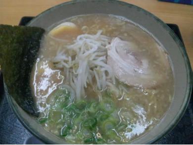 にんたまラーメン　ゆにろーず　八千代店