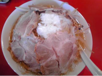 ガツ盛りラーメン　松戸　みちる屋