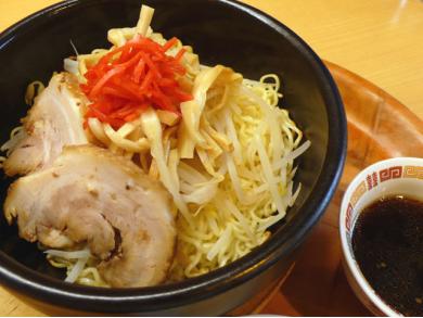 手造りおにぎり　ラーメン　おむすび山