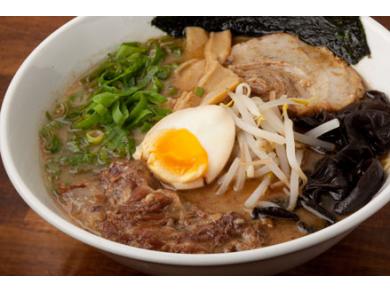 全力とんこつ 多万吉屋