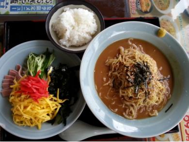 おおぎやラーメン　吾妻原町店