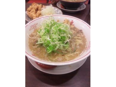 ラーメン本丸　小牧店
