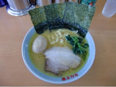 横浜家系ラーメン　みなと家