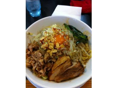 ガツ盛り拉麺　まるぎん二号