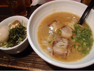 大牟田とんこつ屋　龍鳳　大蛇山支店