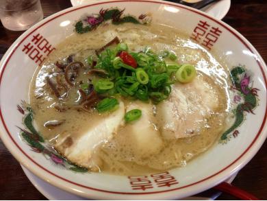 とんこつラーメン　凛々