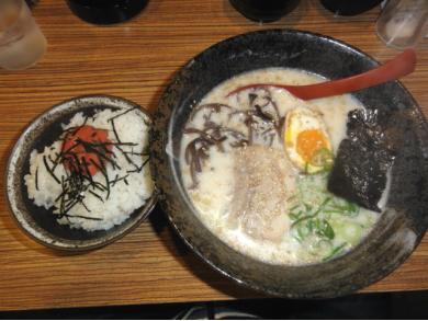 豚骨らーめん屋台　博多将軍　岸野仕込み