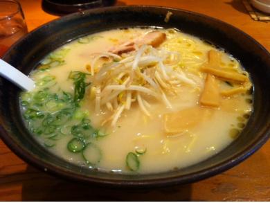 河内ラーメン喜神　和泉納花店