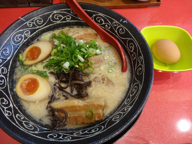 九州ラーメン　どんたく屋　八幡店