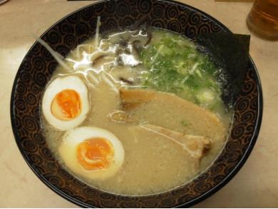 三宮らー麺　新宮党
