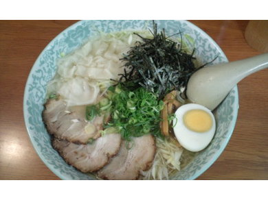 青龍ラーメンさかき