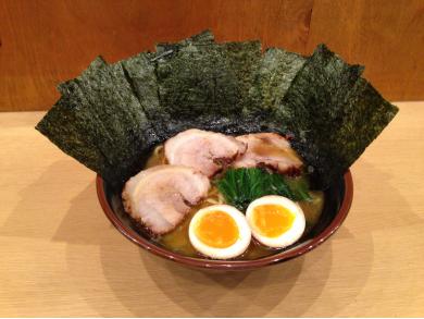 横浜家系ラーメン　横綱家