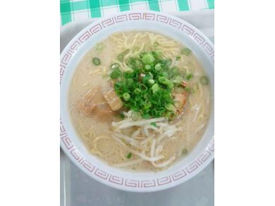 サン　チェリヴァ　フードコート