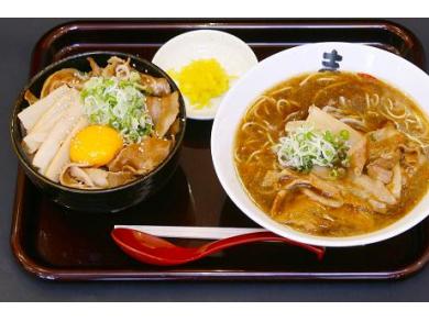 徳島らーめん　まるたか　徳島阿波おどり空港店