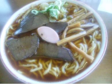 馬肉ラーメンの　かめや食堂
