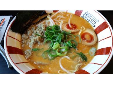 博多麺王　佐世保店