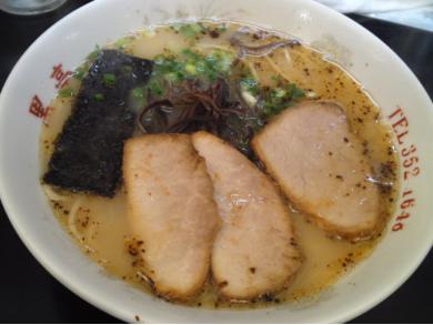 熊本ラーメン専門店　黒亭