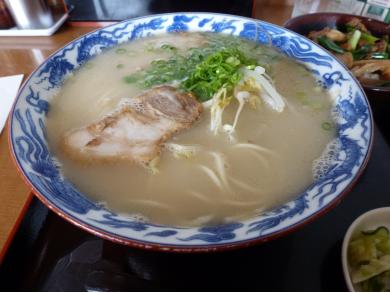 丸新ラーメン　本店