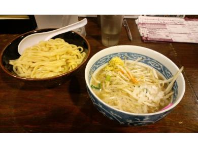 トナリ　丸の内店