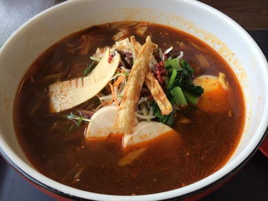 四川菜麺　紅麹屋