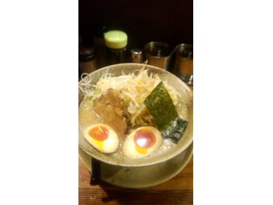 らあ麺　やったる　新宿店