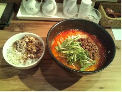 ジョニーヌードル LUSH KITCHEN