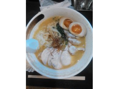 濃厚鶏そば　晴壱