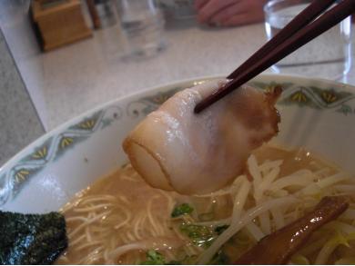 赤坂とんこつ　満月ラーメン
