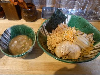 つけ麺　油そば　油や